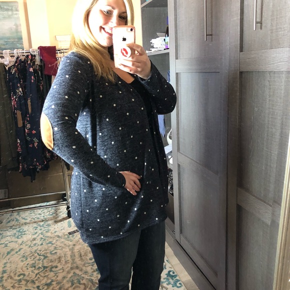 Last 1! Size Large polka dot cardigan - Picture 4 of 5